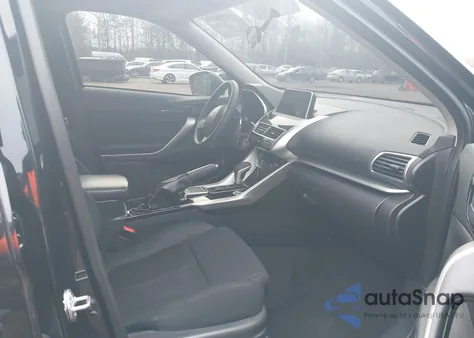 2018 Mitsubishi Eclipse Cross Le z USA, uszkodzony, nr VIN JA4AT4AA5JZ070627